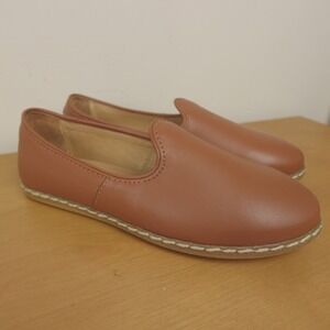 Charix Classic Tan Leather Loafers